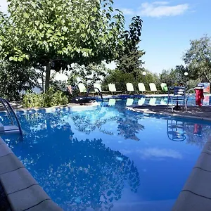 Aparthotel Dafnoudi, Antipata (Erisos)